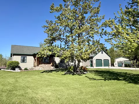 Exterior - 2181 E Levering Rd, Cheboygan, MI 49721 photo 16 of 16