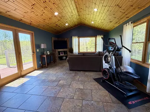 Living - 2181 E Levering Rd, Cheboygan, MI 49721 photo 5 of 9