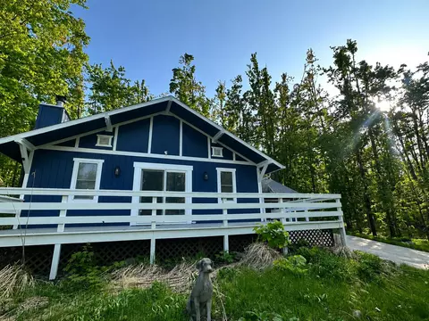 13 Michaywe Dr, Gaylord, MI 49735