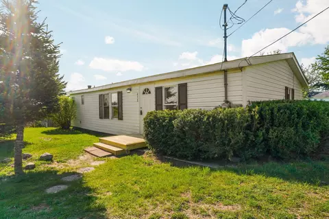 Exterior - 458 Garfield St, Vanderbilt, MI 49795 photo 2 of 6