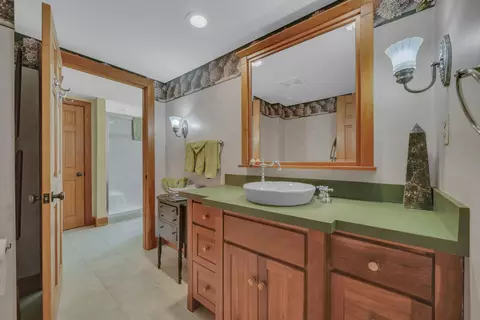 Bath - 421 Clare Blvd, Roscommon, MI 48653 photo 3 of 8