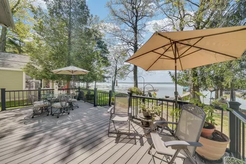 Exterior - 421 Clare Blvd, Roscommon, MI 48653 photo 6 of 14