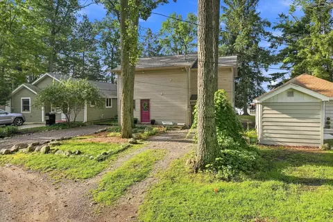 Exterior - 421 Clare Blvd, Roscommon, MI 48653 photo 9 of 14