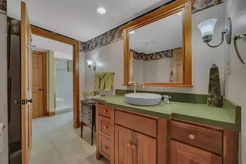 Bath - 421 Clare Blvd, Roscommon, MI 48653 photo 2 of 8