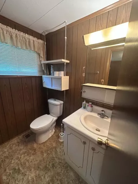 Bath - 4358 Mckinley Rd, Mio, MI 48647 photo 1 of 2