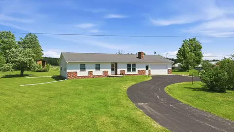 7760 S Extension Rd, Cheboygan, MI 49721