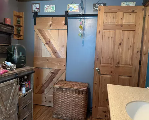 Bath - 6373 Manistee St, Frederic, MI 49733 photo 3 of 4