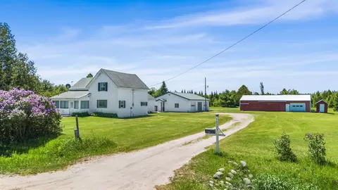 14325 Paradise Lake Rd #030-019-300-001-00, Levering, MI 49755