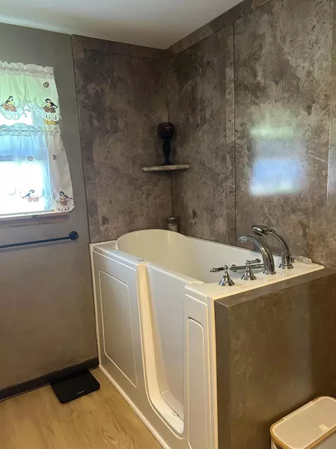Bath - 177 Hawks Rd, Lachine, MI 49753 photo 3 of 4