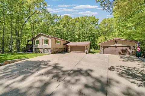 5581 Old Orchard Rd, Prudenville, MI 48651