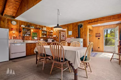 Dining - 2673 Mckinley Rd, Mio, MI 48647 photo 2 of 7