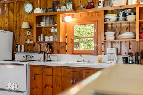 Kitchen - 2673 Mckinley Rd, Mio, MI 48647 photo 3 of 7