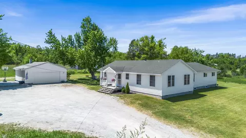 5159 S River Rd, Cheboygan, MI 49721