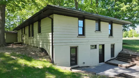 Exterior - 1351 Cedar Ct, Gladwin, MI 48624 photo 6 of 11