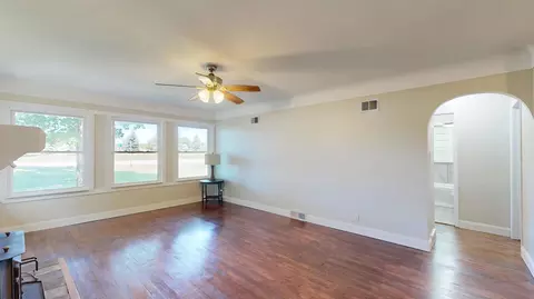 Living - 1351 Cedar Ct, Gladwin, MI 48624 photo 3 of 4
