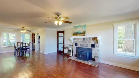 Living - 1351 Cedar Ct, Gladwin, MI 48624 photo 2 of 4