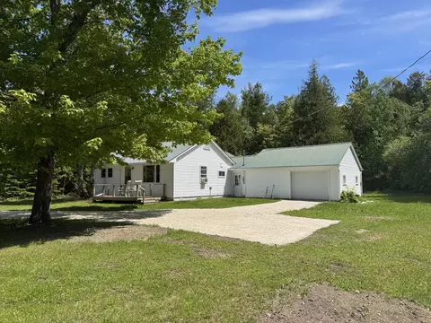 1916 W Us 2 Hwy, St. Ignace, MI 49781