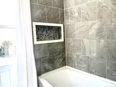 Bath - 1124 E Mitchell St, Petoskey, MI 49770 photo 2 of 6