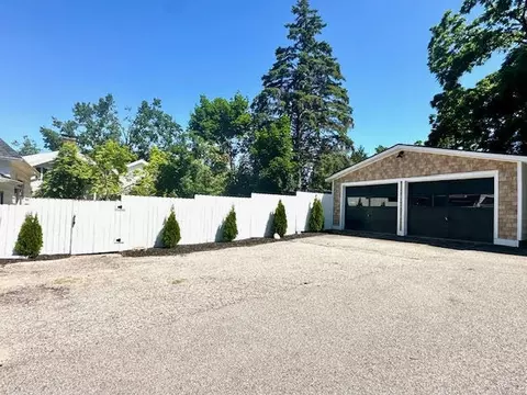 Exterior - 1124 E Mitchell St, Petoskey, MI 49770 photo 10 of 14