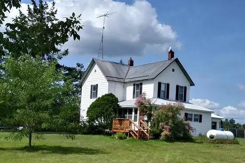 Exterior - 3129 Oaks Rd, Fairview, MI 48621 photo 9 of 25