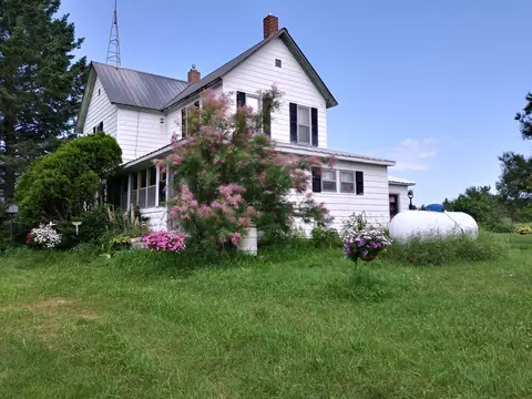 Exterior - 3129 Oaks Rd, Fairview, MI 48621 photo 7 of 25