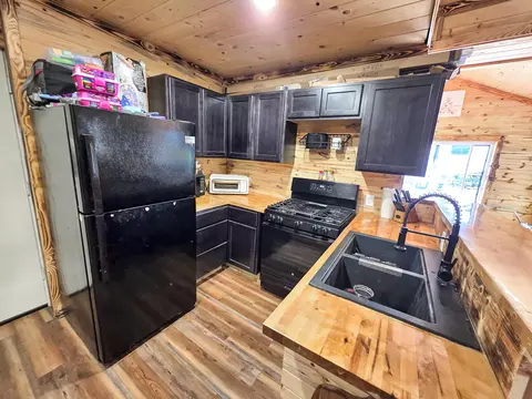Kitchen - 8050 Dudley St, Vanderbilt, MI 49795 photo 1 of 2