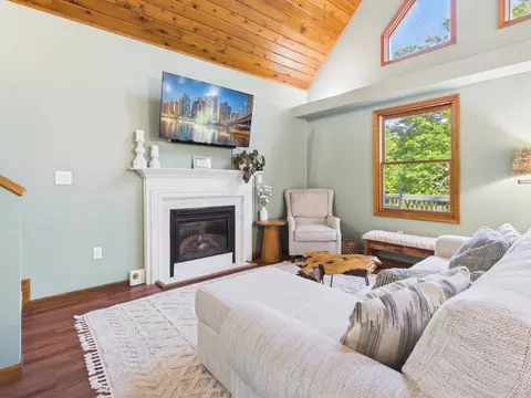 Living - 11094 Fascination Dr, Frederic, MI 49733 photo 2 of 6