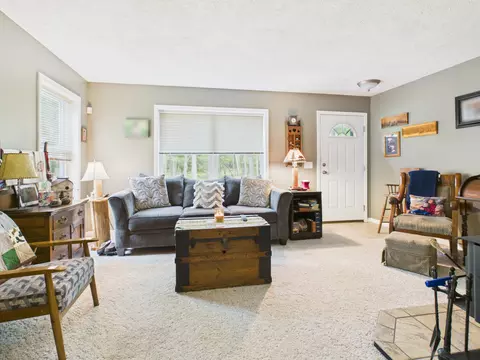 Living - 10898 Fantasy Dr, Frederic, MI 49733 photo 2 of 4