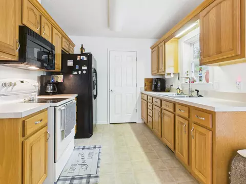 Kitchen - 10898 Fantasy Dr, Frederic, MI 49733 photo 2 of 3