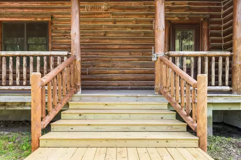 Exterior - 425 Maxwell Rd, Cheboygan, MI 49721 photo 5 of 11