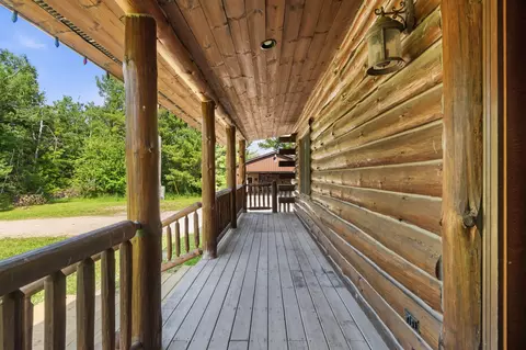 Exterior - 425 Maxwell Rd, Cheboygan, MI 49721 photo 6 of 11