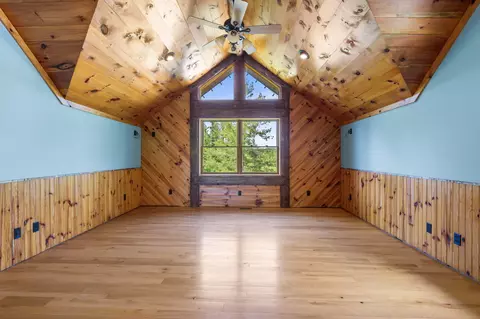 Bedroom - 425 Maxwell Rd, Cheboygan, MI 49721 photo 1 of 6