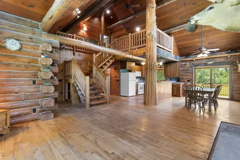 Entry Way - 425 Maxwell Rd, Cheboygan, MI 49721 photo 1 of 10