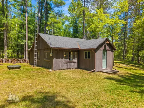 2948 N Red Oak Rd, Lewiston, MI 49756