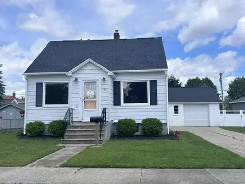 Exterior - 213 E Wisner St, Alpena, MI 49707 photo 3 of 14