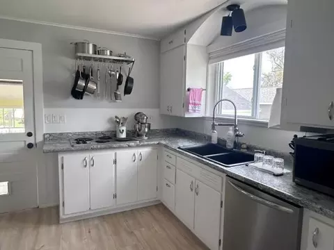 Kitchen - 213 E Wisner St, Alpena, MI 49707 photo 2 of 6