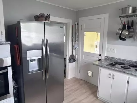 Kitchen - 213 E Wisner St, Alpena, MI 49707 photo 5 of 6