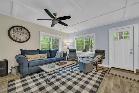 Living - 503 Sheffield Dr, Roscommon, MI 48653 photo 2 of 3