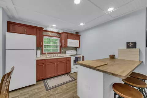 Kitchen - 503 Sheffield Dr, Roscommon, MI 48653 photo 2 of 3