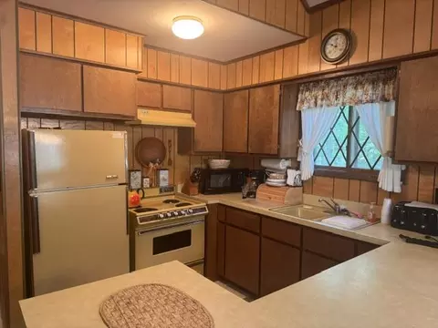 Kitchen - 4702 W Pine Dr, Roscommon, MI 48653 photo 1 of 1