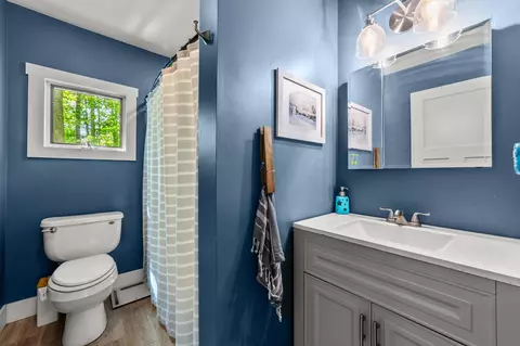 Bath - 124 Bourbon St, Roscommon, MI 48653 photo 1 of 1