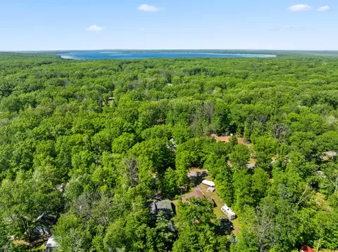 View/Area - 124 Bourbon St, Roscommon, MI 48653 photo 1 of 3