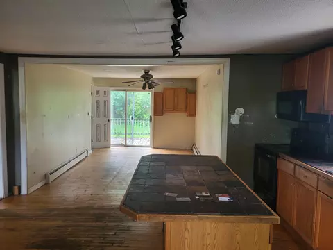Living - 124 Cavanaugh St, Alpena, MI 49707 photo 1 of 2
