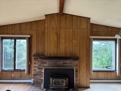 Living - 4483 E Dotski Rd, Cheboygan, MI 49721 photo 2 of 3