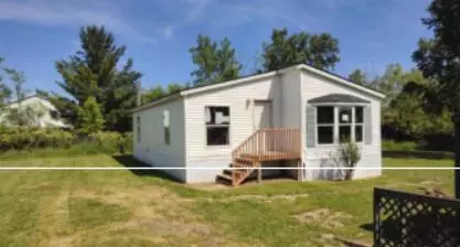 26506 E Baseline Hwy, Charlotte, MI 48813