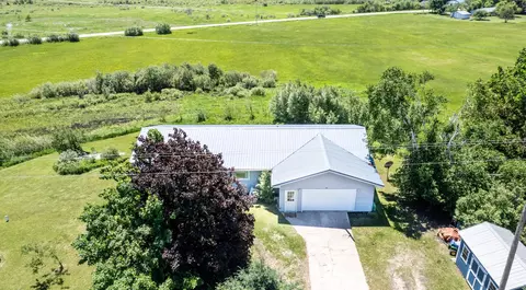 7209 S River Rd, Cheboygan, MI 49721