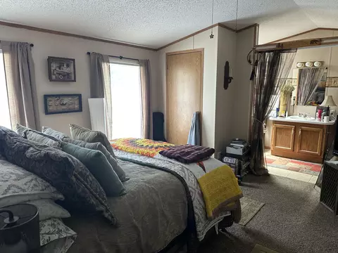 Bedroom - 1859 N Pratt Lake Rd, Gladwin, MI 48624 photo 1 of 2