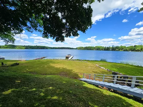 1681 E Pratt Lake Rd, Gladwin, MI 48624 photo 2