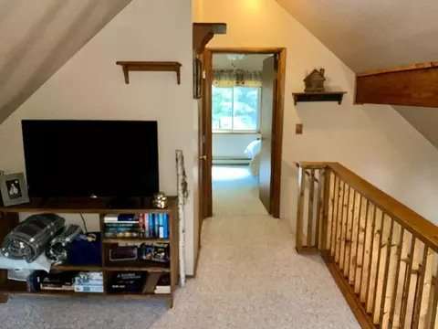 Entry Way - 11285 Pebble Dr, Roscommon, MI 48653 photo 2 of 3
