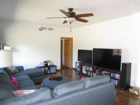 Living - 7830 Red Pine Trl, Alanson, MI 49706 photo 2 of 4